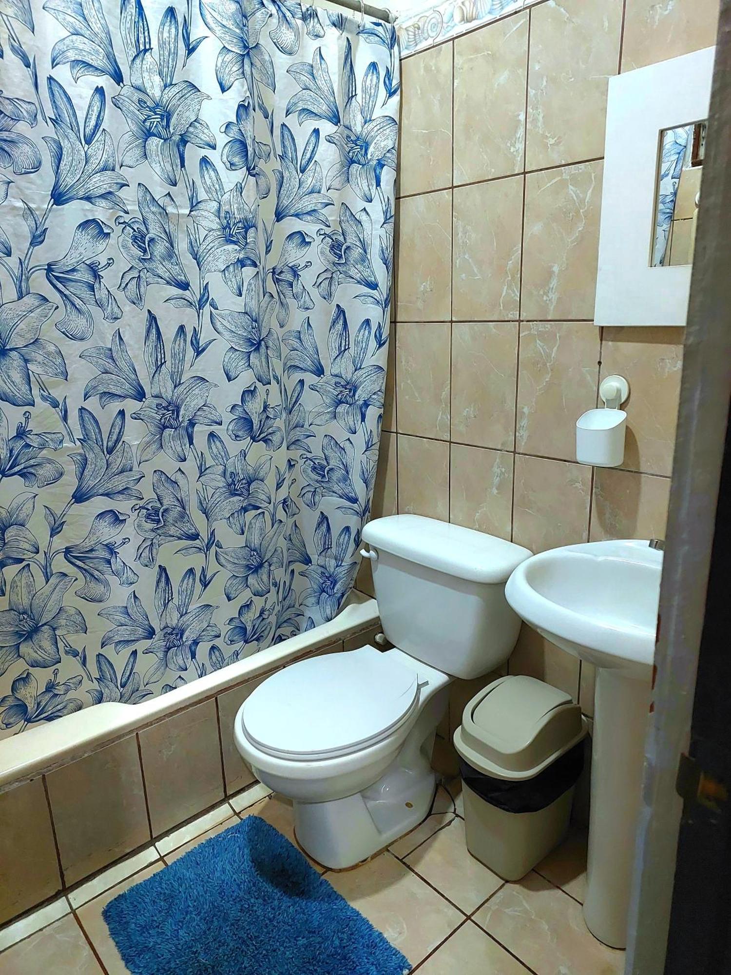 Casa Equipada En El Centro De Puntarenas Villa Bagian luar foto